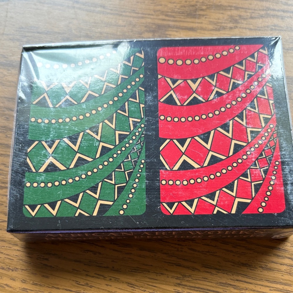 Avon Colorful Geometric Puzzle - Red and Green